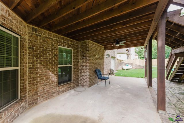 2115 Hiwassee Drive, Bonaire, GA 31005