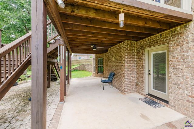 2115 Hiwassee Drive, Bonaire, GA 31005
