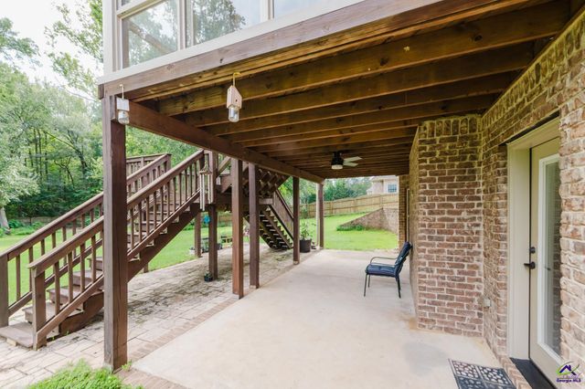 2115 Hiwassee Drive, Bonaire, GA 31005