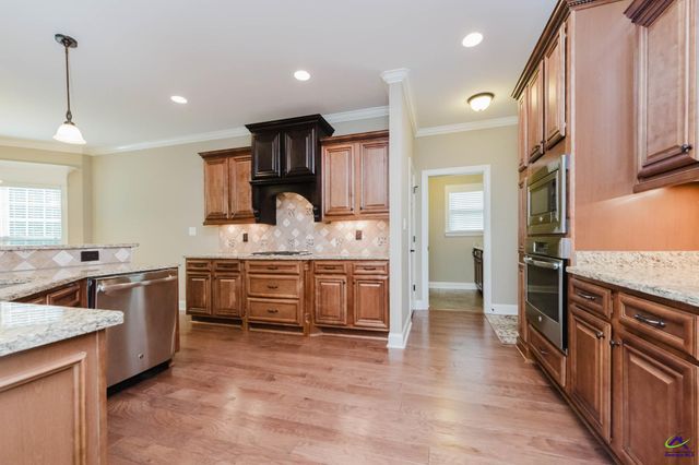 2115 Hiwassee Drive, Bonaire, GA 31005