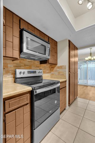 3208 ISLA BAHIA Way, El Paso, TX 79925