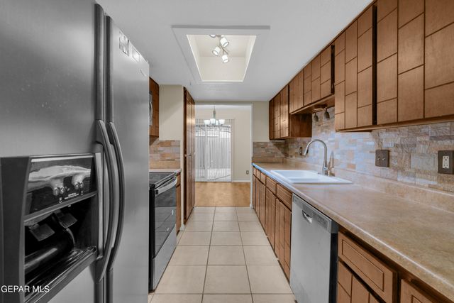 3208 ISLA BAHIA Way, El Paso, TX 79925