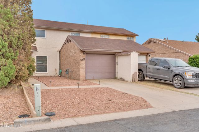 3208 ISLA BAHIA Way, El Paso, TX 79925