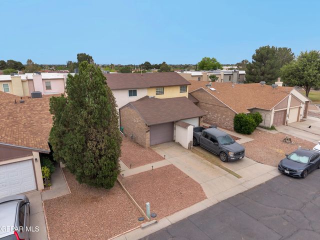 3208 ISLA BAHIA Way, El Paso, TX 79925