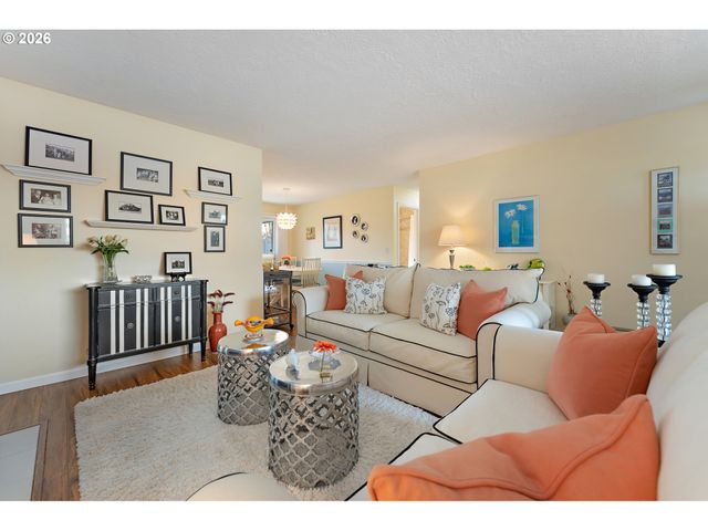 13590 Sw 24TH St, Beaverton, OR 97008
