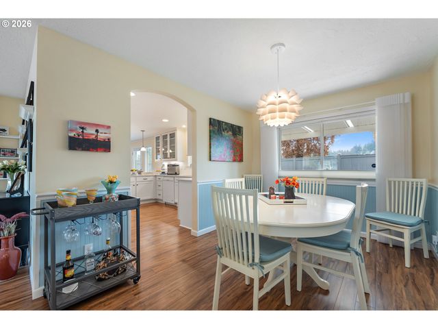 13590 Sw 24TH St, Beaverton, OR 97008