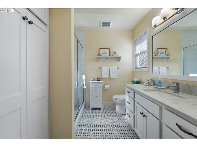 13590 Sw 24TH St, Beaverton, OR 97008