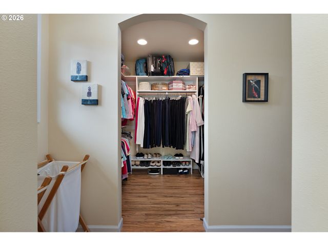13590 Sw 24TH St, Beaverton, OR 97008