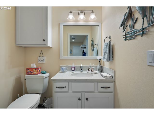13590 Sw 24TH St, Beaverton, OR 97008
