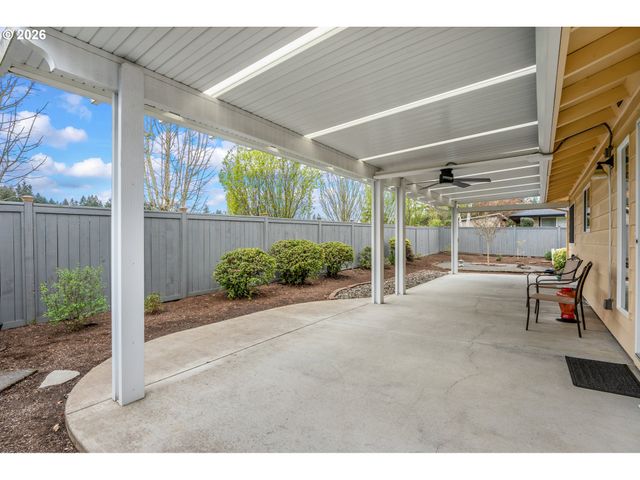 13590 Sw 24TH St, Beaverton, OR 97008