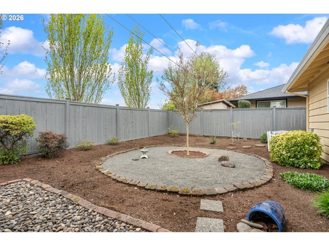 13590 Sw 24TH St, Beaverton, OR 97008