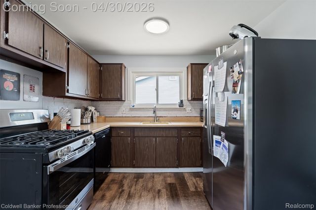 374 Randolph Street, Westland, MI 48186