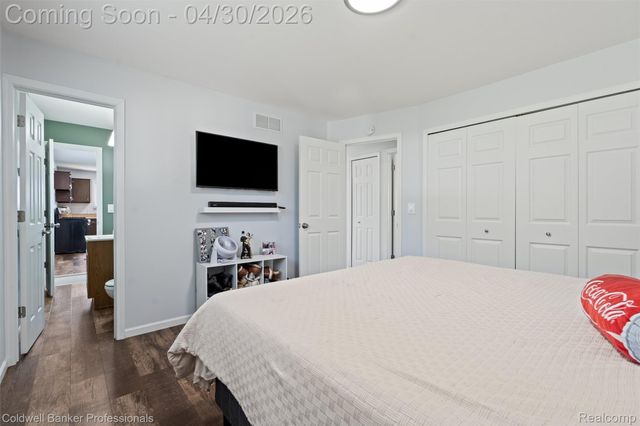 374 Randolph Street, Westland, MI 48186