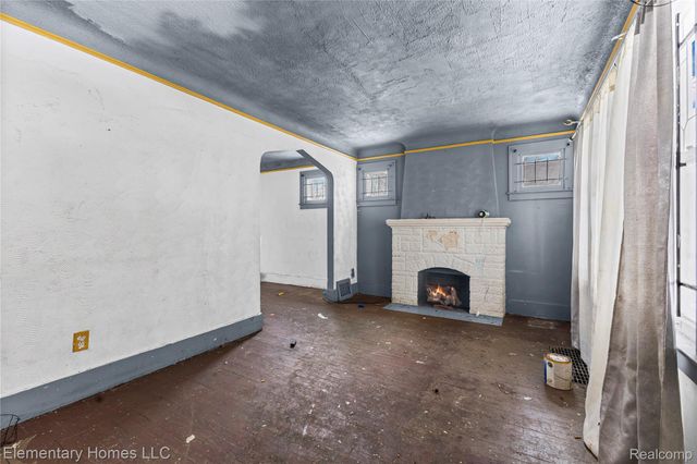 19657 Cardoni Street, Detroit, MI 48203