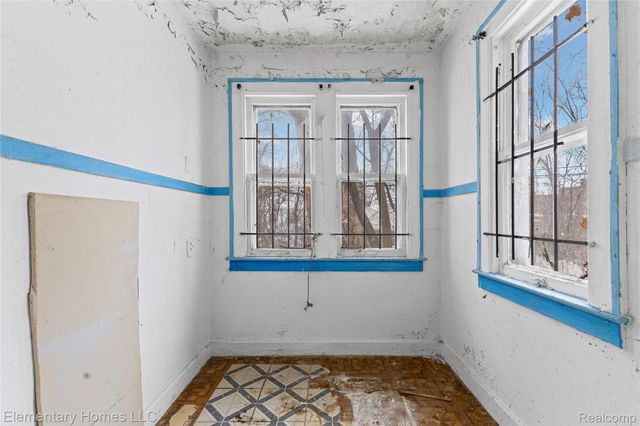 19657 Cardoni Street, Detroit, MI 48203