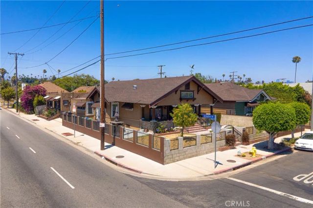 2289 W 29th Place, Los Angeles, CA 90018