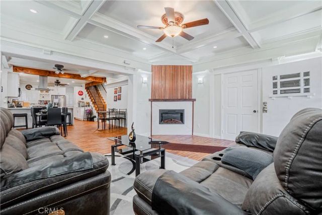 2289 W 29th Place, Los Angeles, CA 90018
