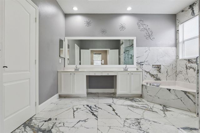 1825 AMARYLLIS CIRCLE, Orlando, FL 32825