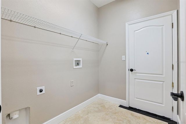 1825 AMARYLLIS CIRCLE, Orlando, FL 32825