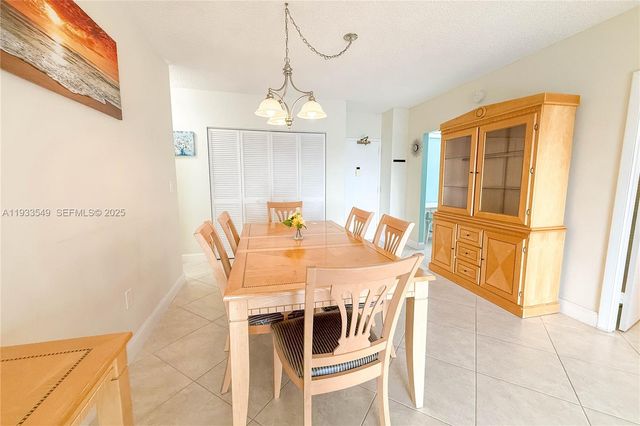 1980 S Ocean Dr 11N, Hallandale Beach, FL 33009