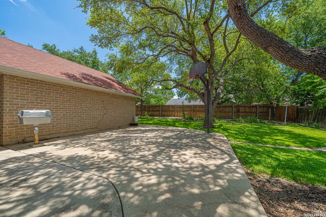 7230 Trace Buckle, San Antonio, TX 78240
