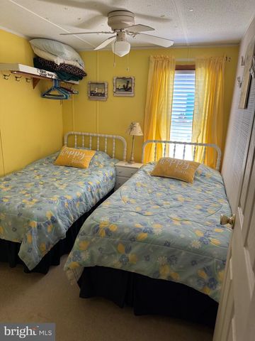 36966 LAWS POINT RD, Selbyville, DE 19975