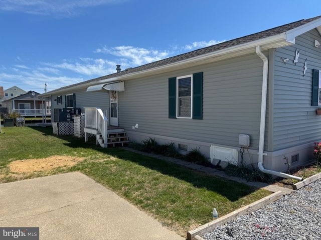 36966 LAWS POINT RD, Selbyville, DE 19975