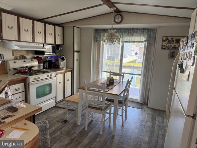 36966 LAWS POINT RD, Selbyville, DE 19975