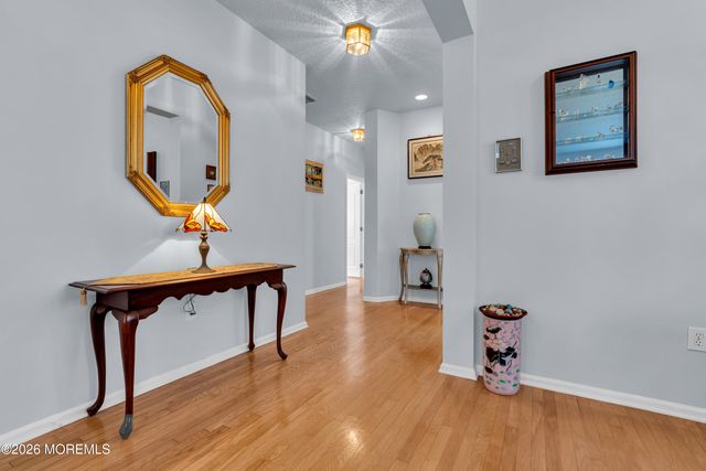 8 April Springs Court, Lakewood, NJ 08701