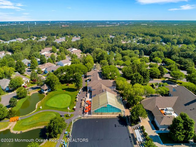 8 April Springs Court, Lakewood, NJ 08701