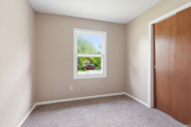 1430 Glenwood Avenue, Fort Wayne, IN 46805