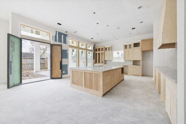 1423 Gardenia Drive, Houston, TX 77018