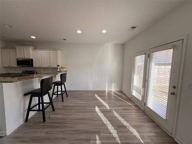 2450 Oakleaf Circle, Lithonia, GA 30058