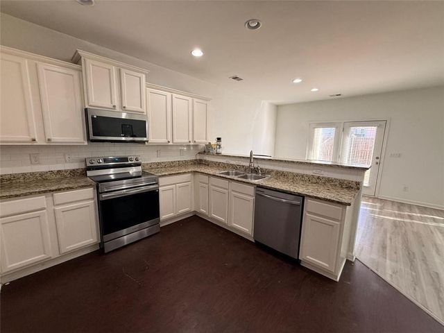 2450 Oakleaf Circle, Lithonia, GA 30058