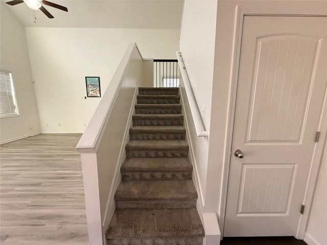 2450 Oakleaf Circle, Lithonia, GA 30058