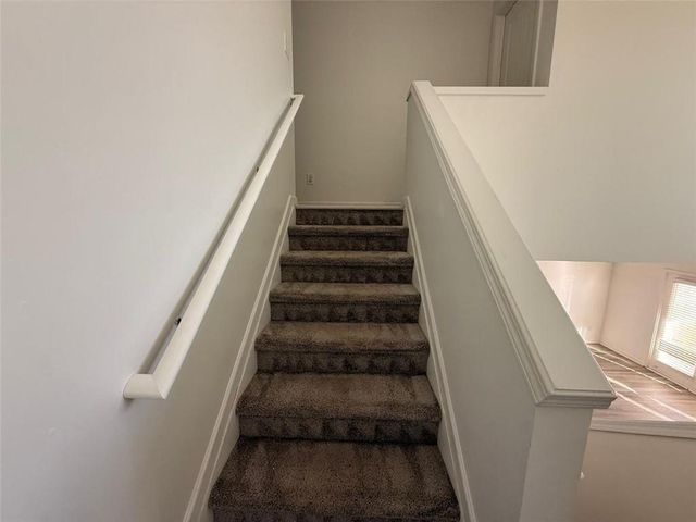 2450 Oakleaf Circle, Lithonia, GA 30058
