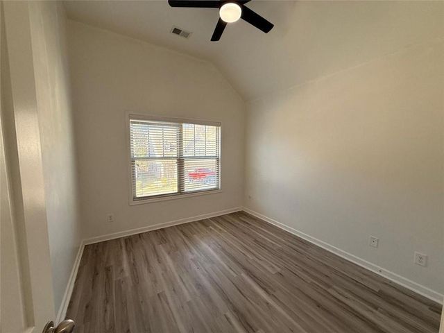 2450 Oakleaf Circle, Lithonia, GA 30058