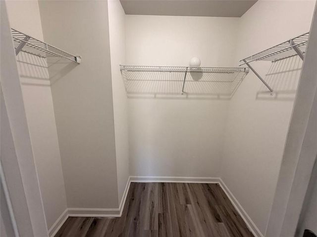 2450 Oakleaf Circle, Lithonia, GA 30058