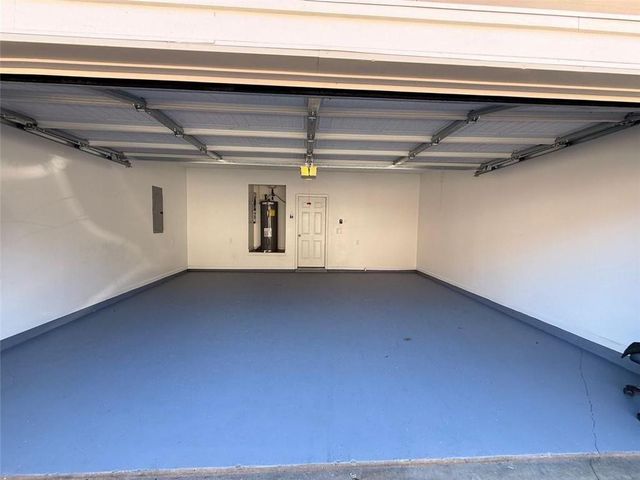 2450 Oakleaf Circle, Lithonia, GA 30058