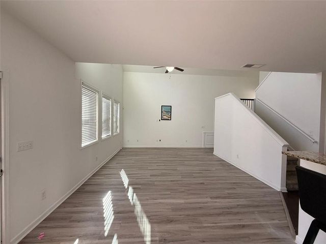 2450 Oakleaf Circle, Lithonia, GA 30058