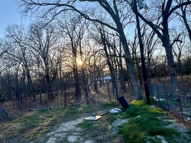 1537 Kays, Hawk Cove, TX 75474