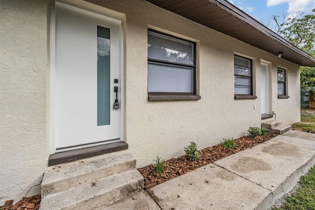 8317 N MARKS STREET, Tampa, FL 33604