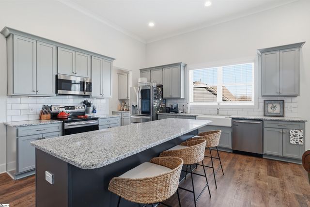 208 Claridge Way, Greer, SC 29651