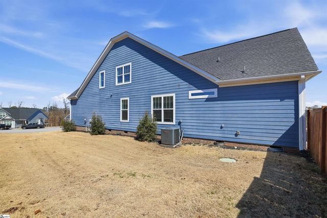 208 Claridge Way, Greer, SC 29651