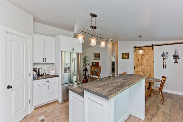 435 32 Rd Unit 601, Clifton, CO 81520