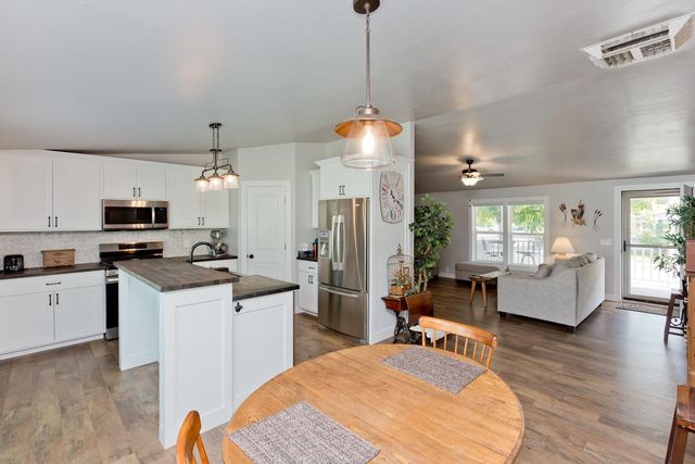 435 32 Rd Unit 601, Clifton, CO 81520