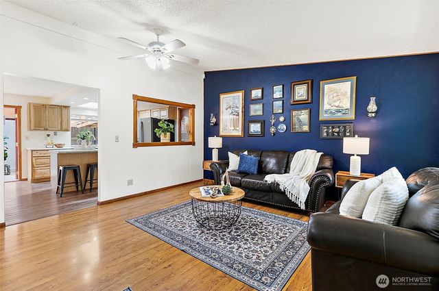 19303 65th Street E, Bonney Lake, WA 98391