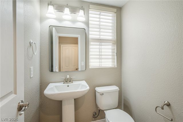 9319 Poseidon Valley Avenue, Las Vegas, NV 89178