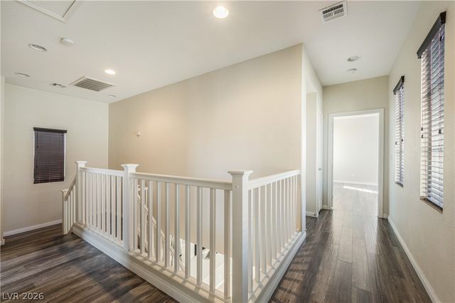 9319 Poseidon Valley Avenue, Las Vegas, NV 89178