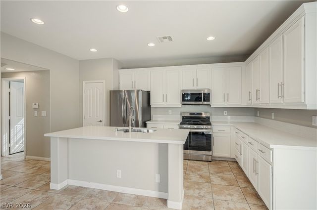 9319 Poseidon Valley Avenue, Las Vegas, NV 89178